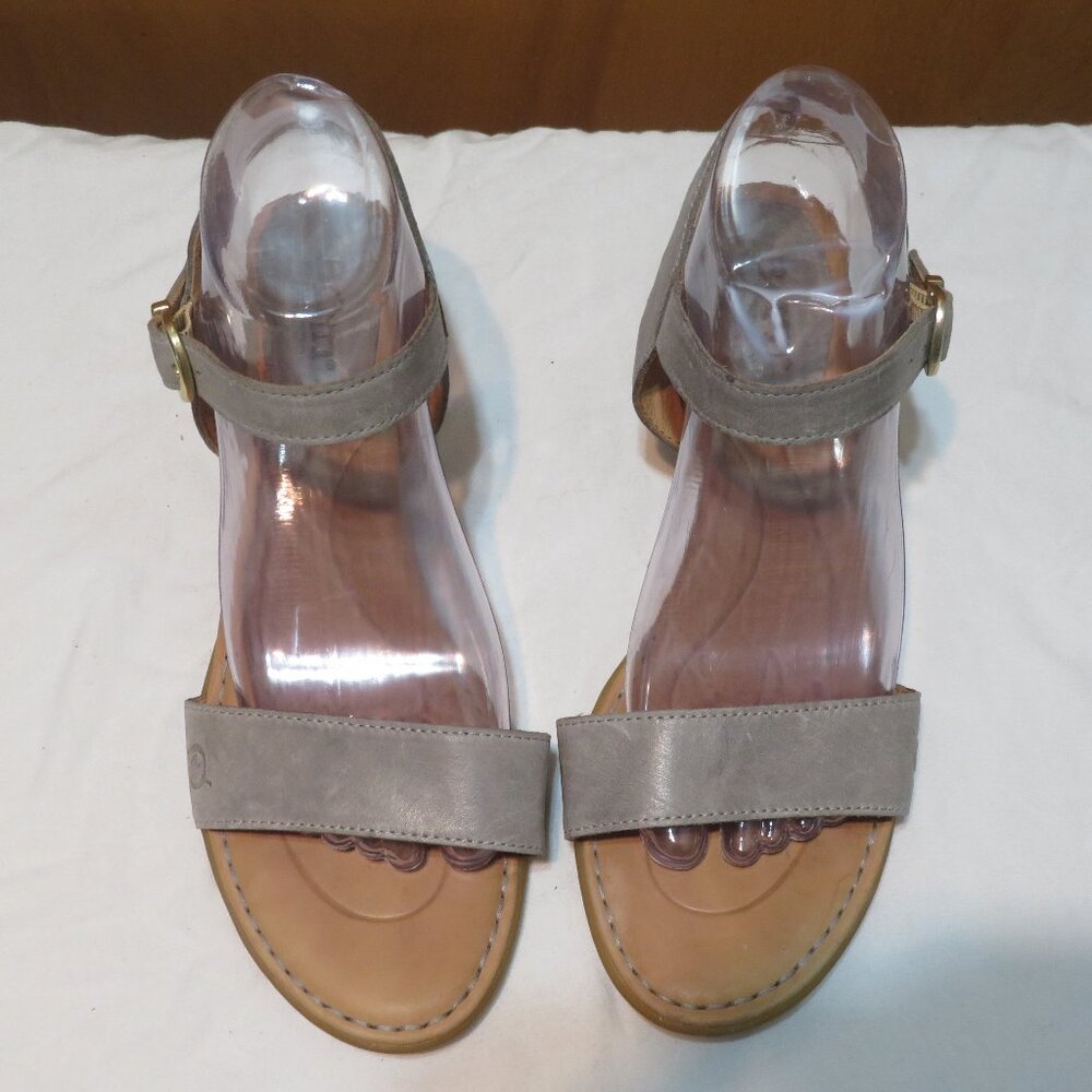 Born Ankle Strap Sandals Low Block Heel Size 9
